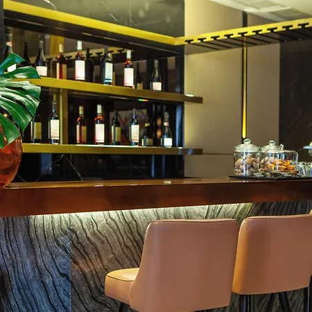 מלון Altis Avenida Hotel, A Member Of Preferred & 5*